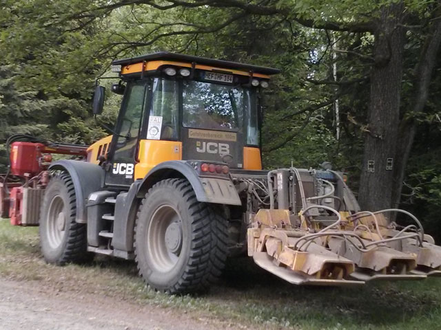 Schotterstraßen im Wald: Die Verantwortung von Hessen-Forst